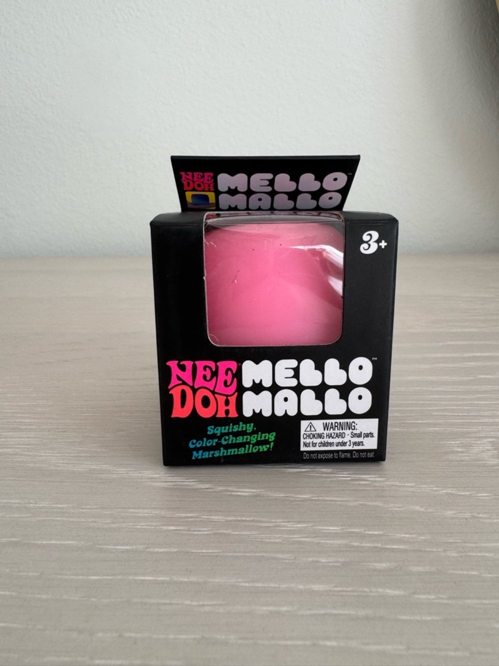 NeeDoh Mello Mallo Pink Squishy Color-Changing Marshmallow Toy